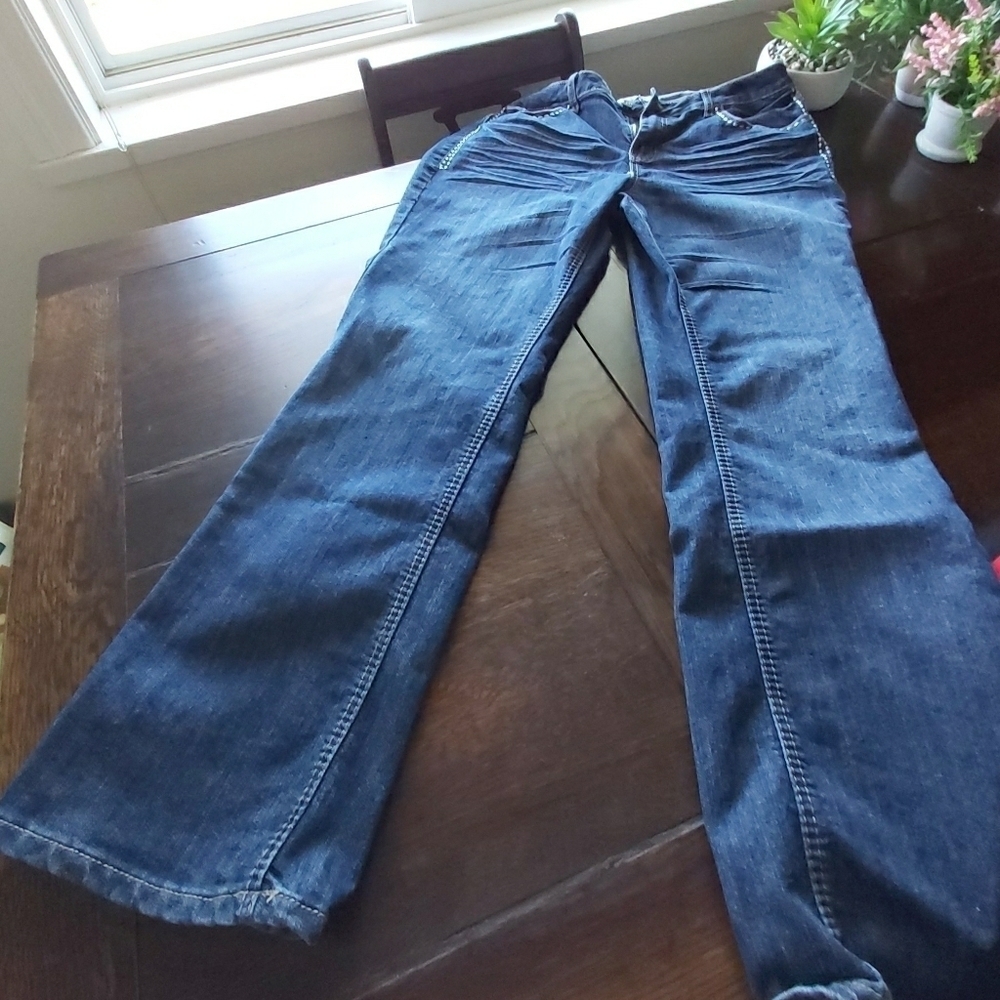 Earl Jeans//B2B